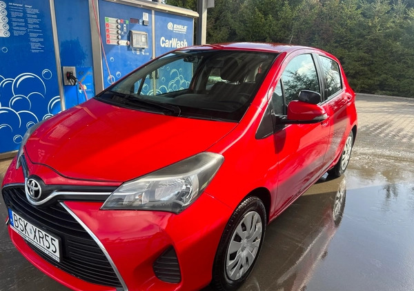 Toyota Yaris cena 27900 przebieg: 288000, rok produkcji 2017 z Sokółka małe 67